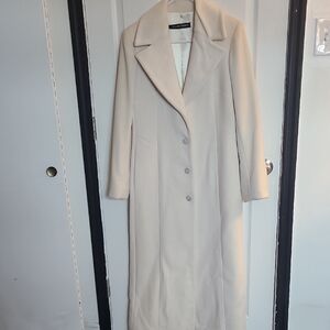 Elegant Cream Women's Coat